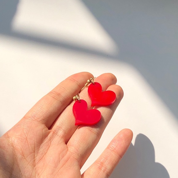 Heart Y2K Laser Cut Acrylic Earrings, valentines - Picture 4 of 6